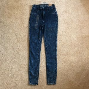 NEW WITH TAGS! AMERICAN EAGLE Sky High Jegging